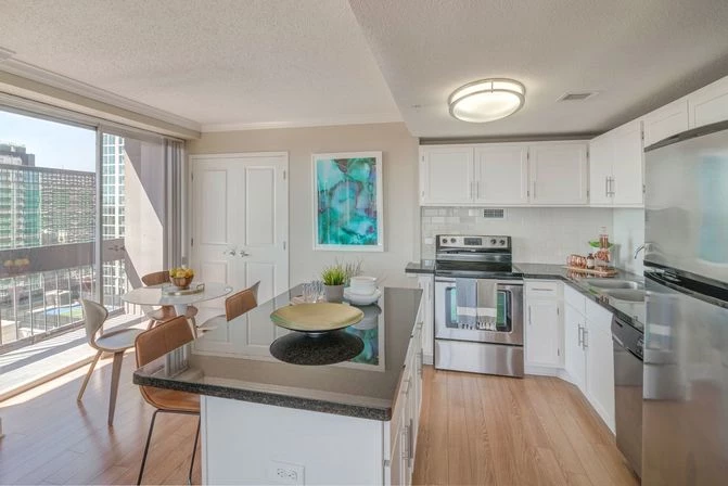 Houston House 7 preview image