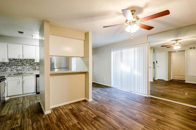 Barringer Square 8 preview image