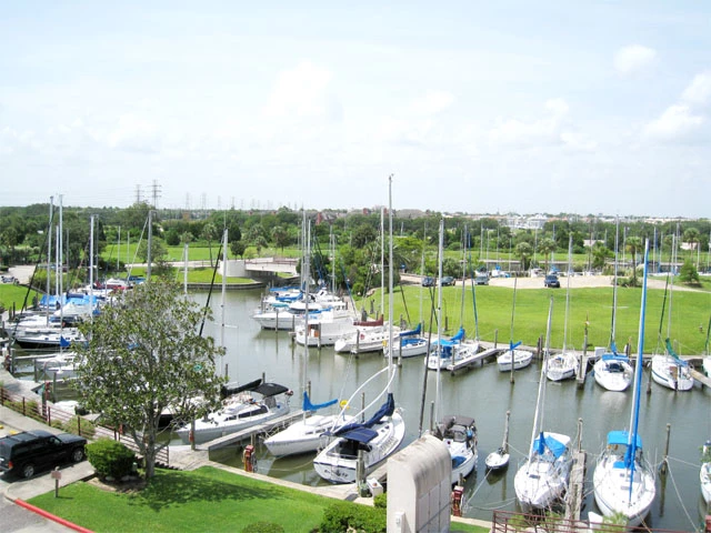 Legend Point Condominiums 2 preview image