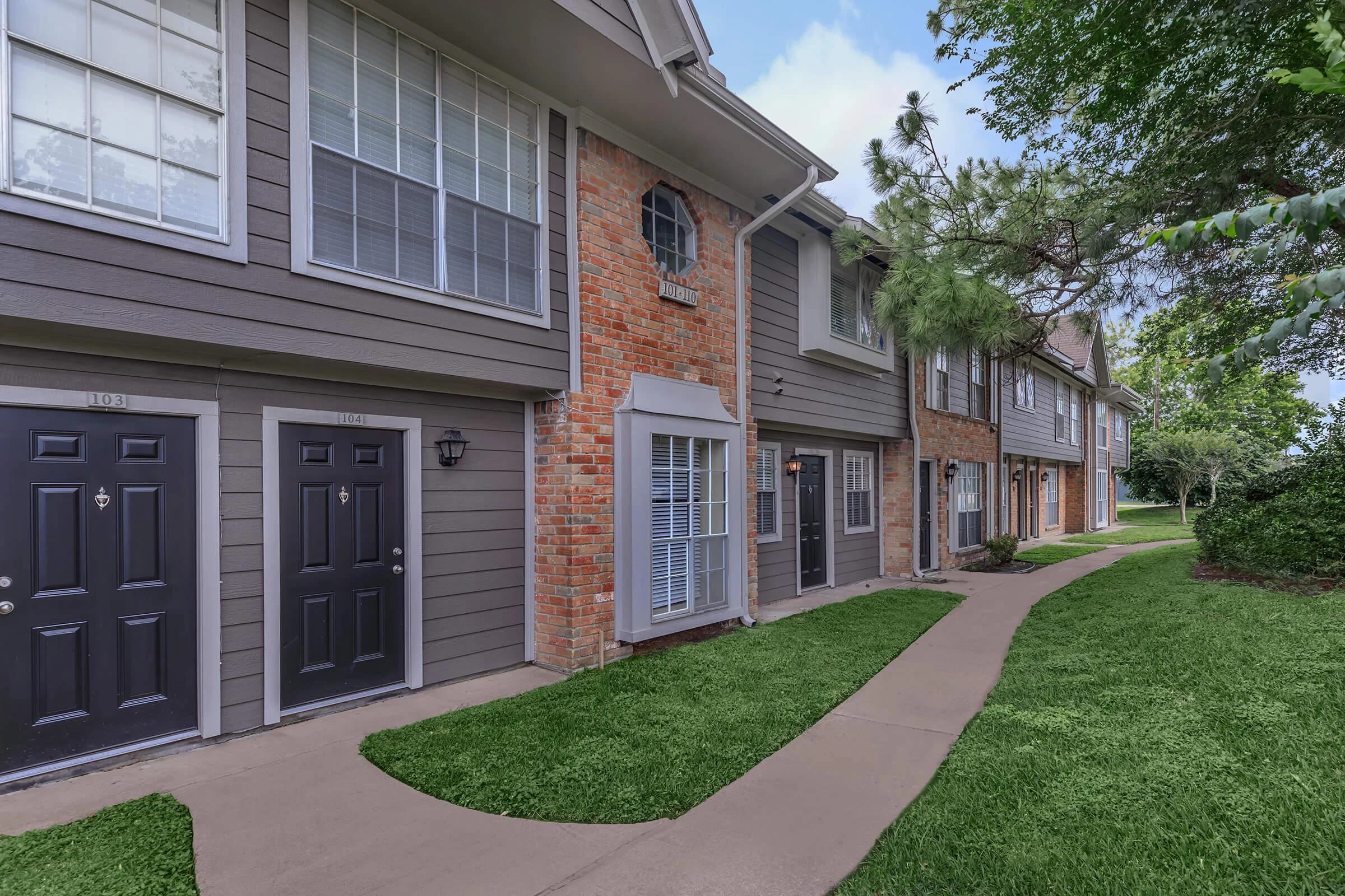 Salem Village 4 preview image