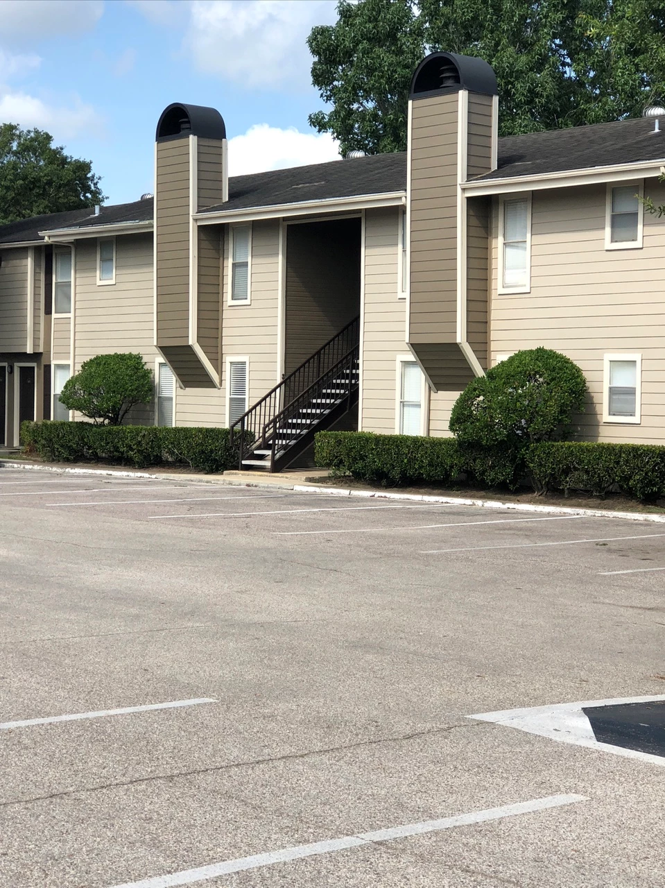 Royal Oaks of Pearland 2 preview image