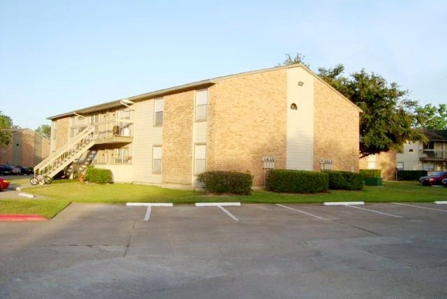 Pearland Village 1 preview image